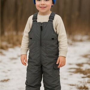 White Sierra Kids Snow Suit/Bib | Size 4 | Winter Essential ❄️